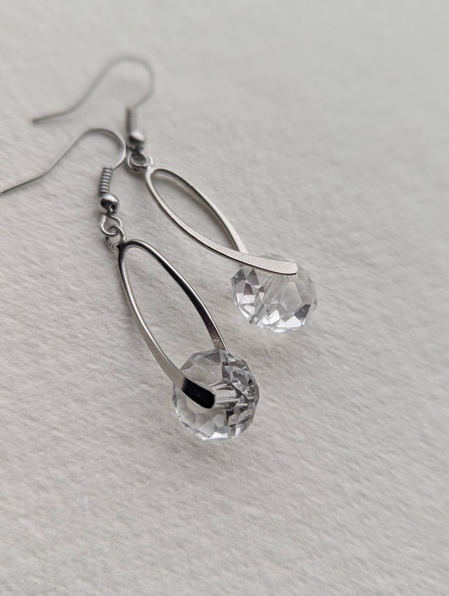 Elegant Clear Faceted Crystal Drop Earrings