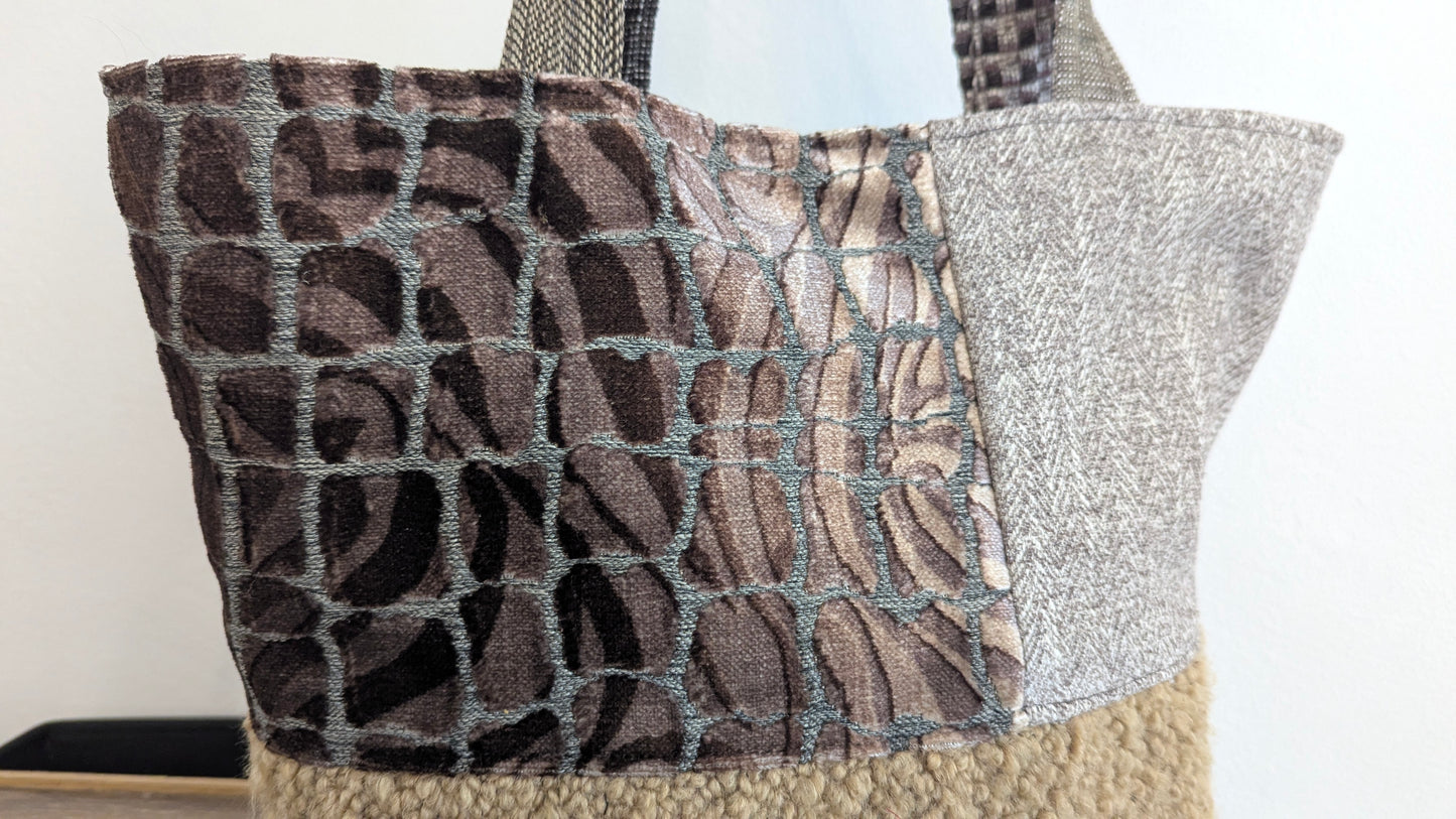 Upcycle textiles Tote bag