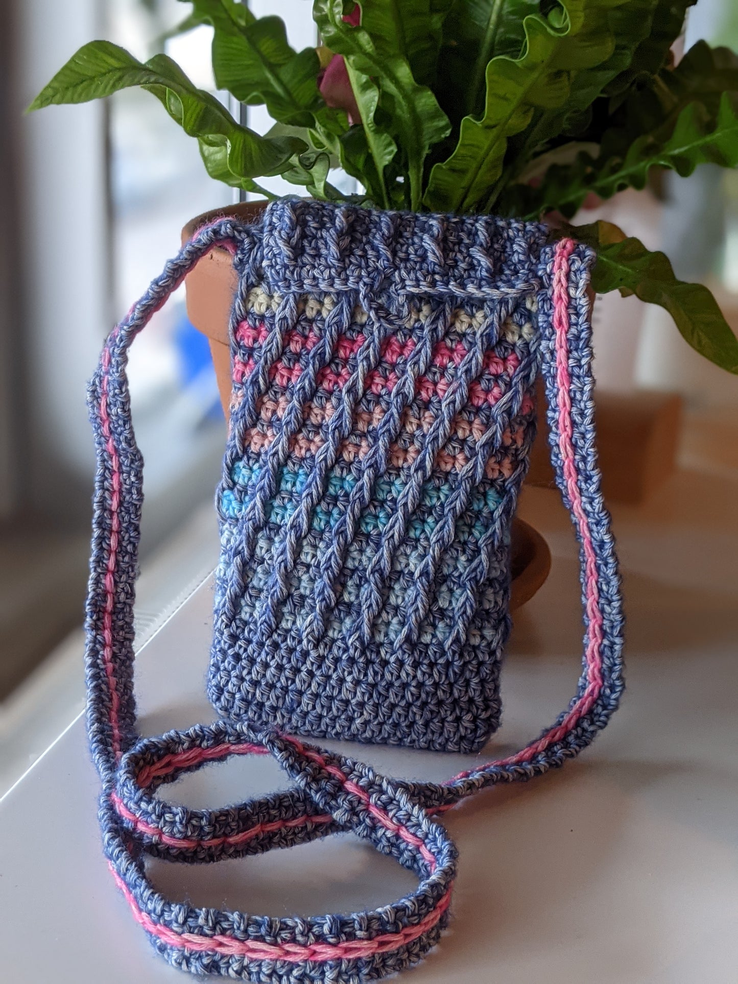 Phone case granny crochet bag pattern 292