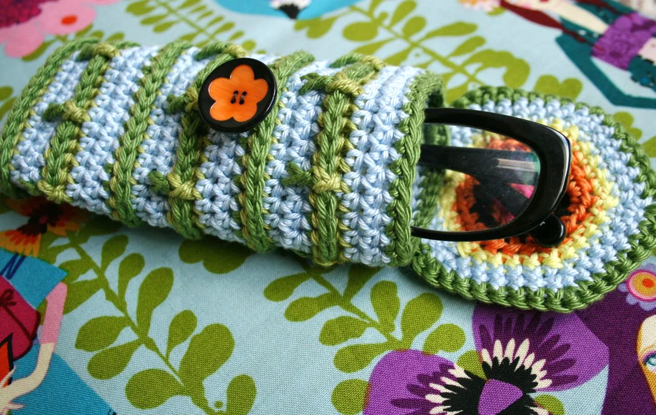 crochet glasses case pattern (205)