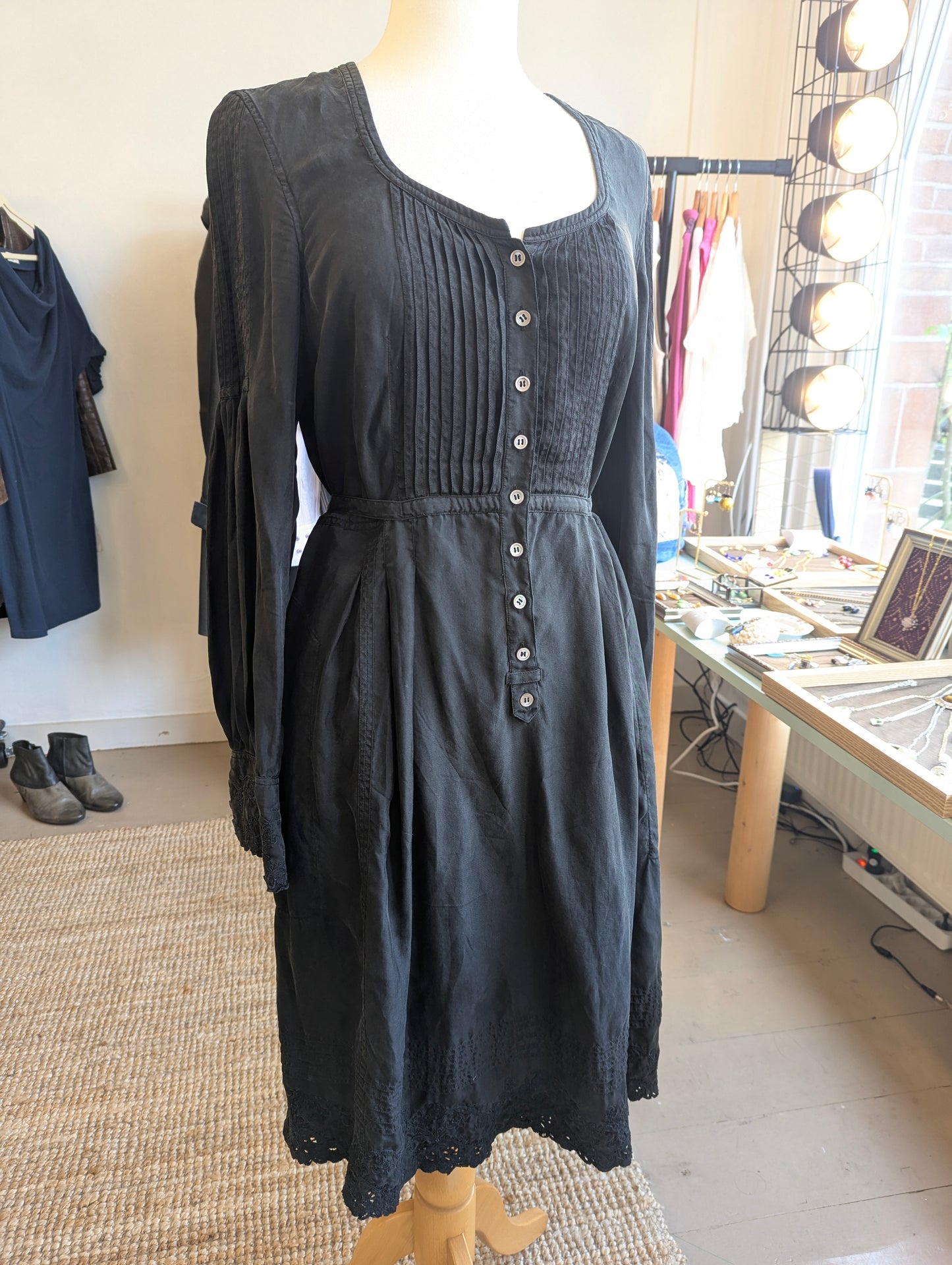 Pauw Amsterdam Black Midi Dress