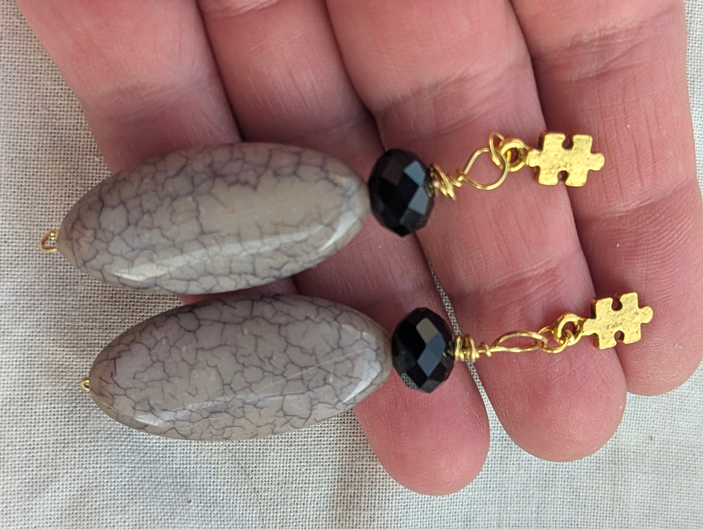 Elegant Grey Cracked Stone Dangle Earrings with Gold Puzzle Studs