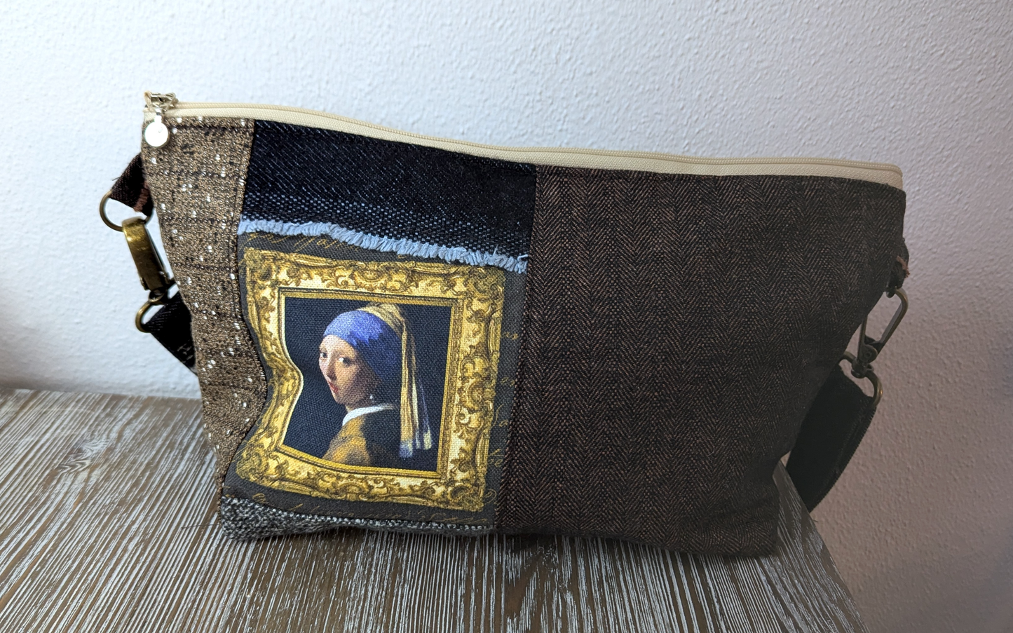 Girl with pearl wool bag