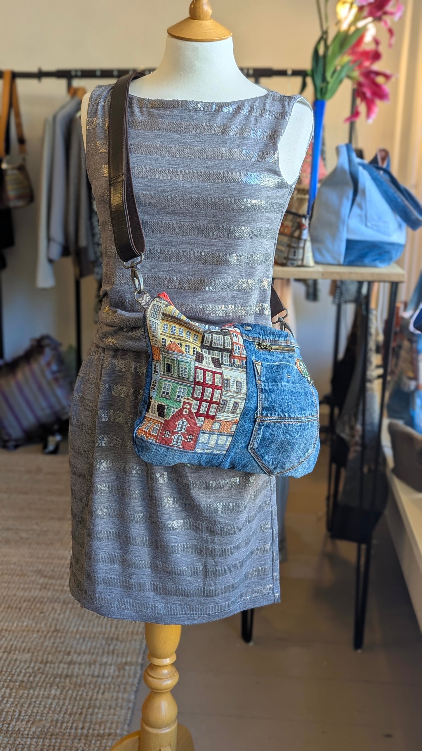 Upcycle Houses of Amsterdam and denim crossbody bag