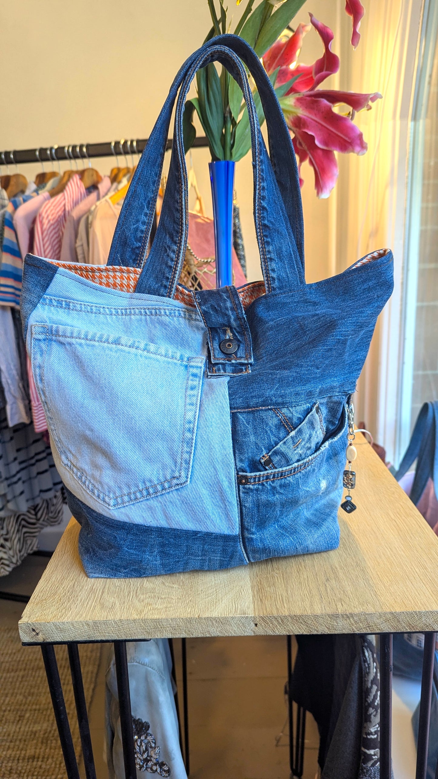 Upcycle textiles and jeans made a lovely tote bag