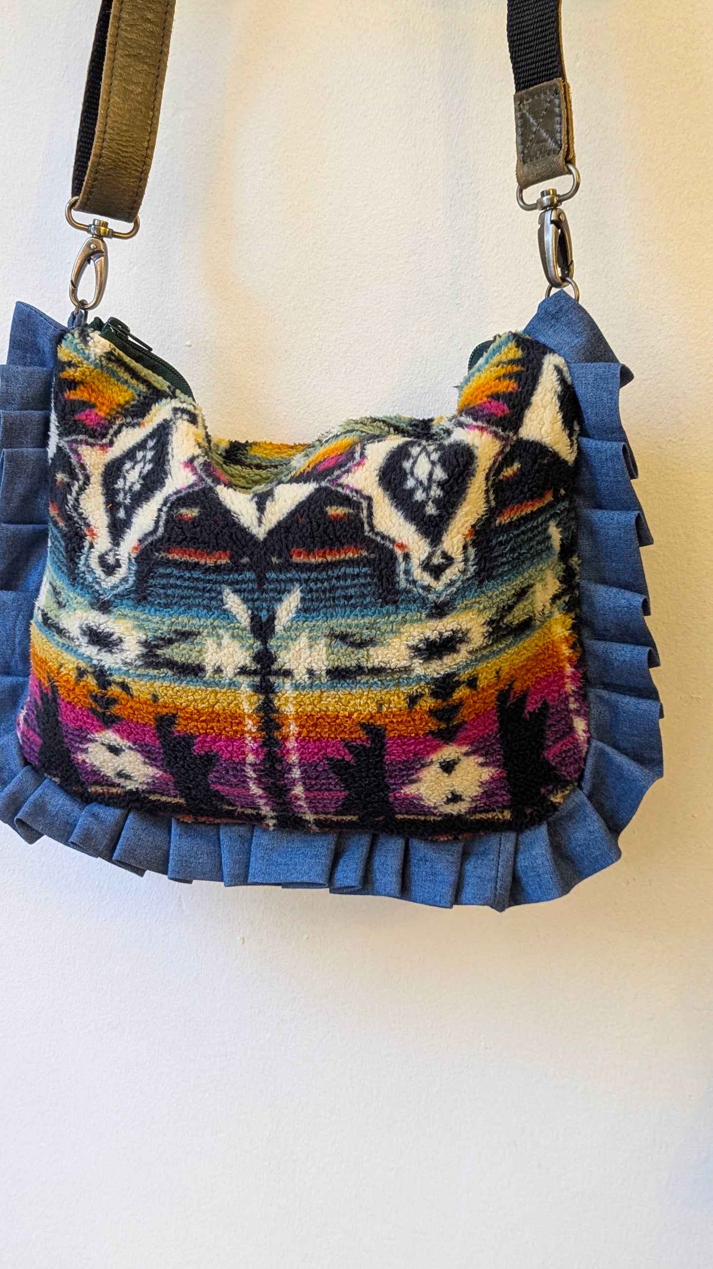 Upcycle boho bag with denim ruffle
