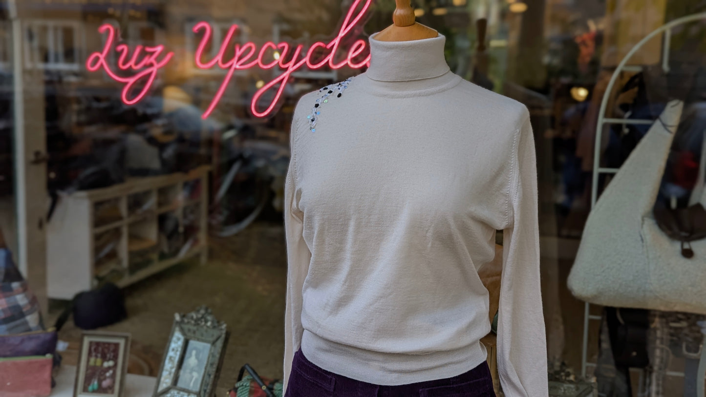 Upycled  John Smedley merino wool sweater with embroidery