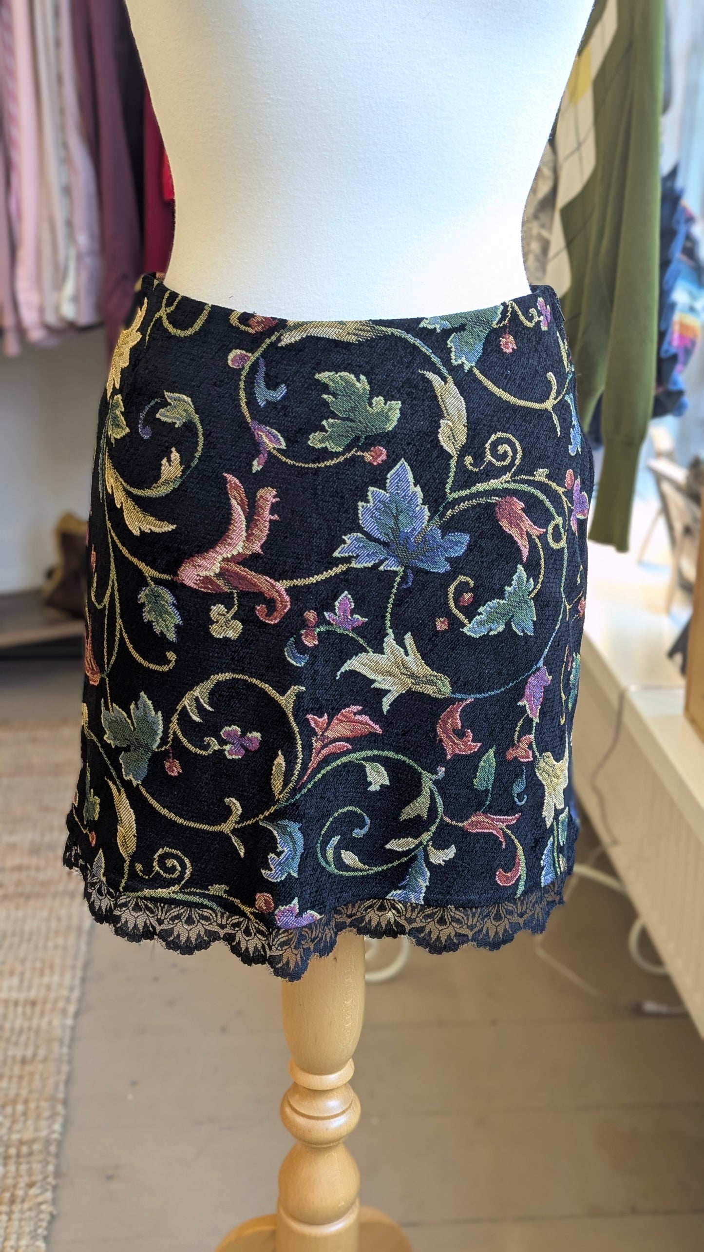 Vintage Tapestry mini skirt